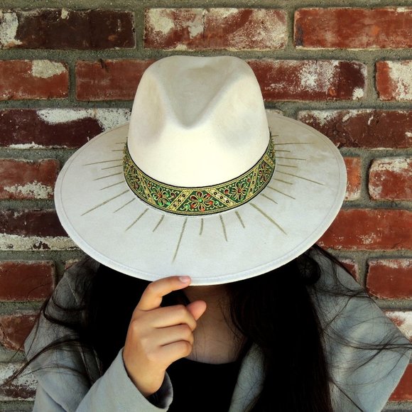 Handmade wide brim hat made in Mexico hand painted - Picture 3 of 7